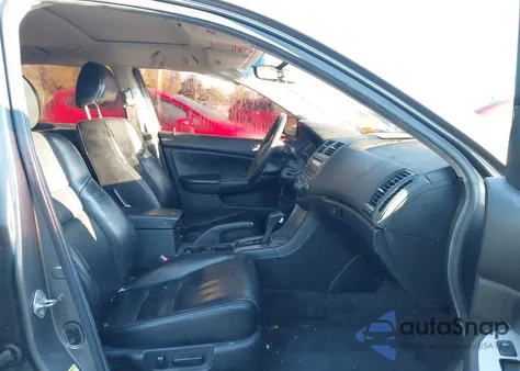 2006 Honda Accord 3.0 Ex из США, поврежденный, VIN 1HGCM66596A064131